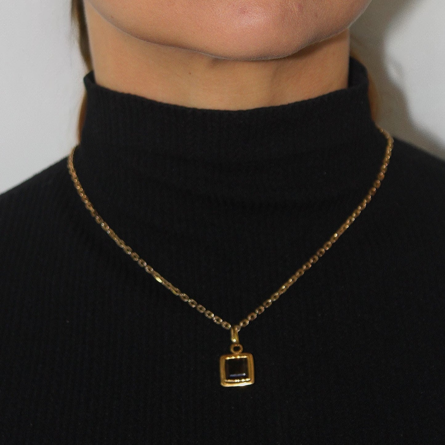 Pingente Carré 10x10mm